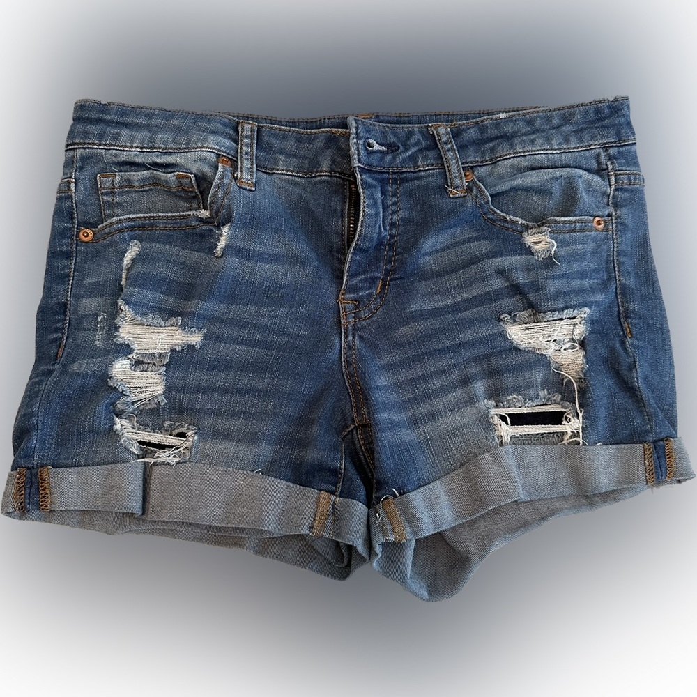 Aeropostale women’s jean shorts (size 6)